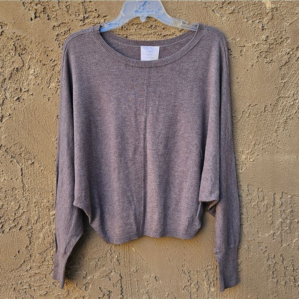 Romeo and Juliet Couture Beige Long Sleeve Knit Sweater